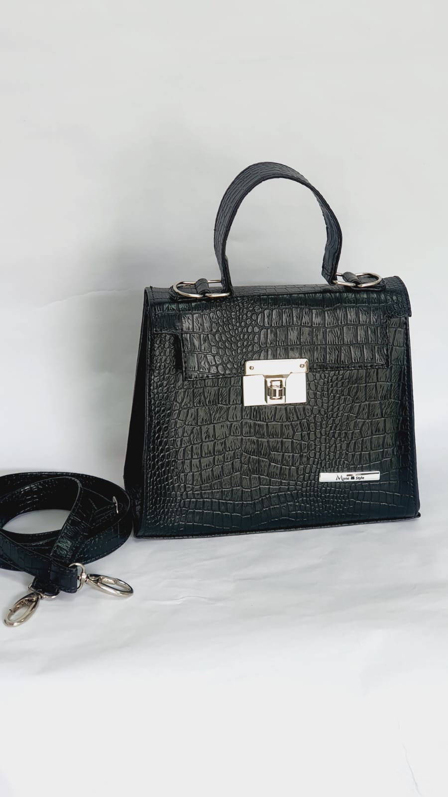 Bolsa Satchel Preta